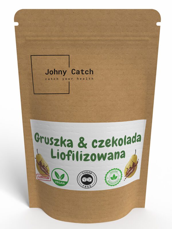 Opakowanie Johny Catch – Liofilizowana Gruszka z Czekoladą. Brązowy papierowy worek typu kraft z etykietą „Gruszka & czekolada liofilizowana”. Na etykiecie symbole: vegan, sugar free, natural ingredients, limited edition. Produkt naturalny, wegański, bez cukru
